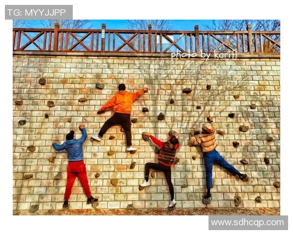 赛后复盘:上海攀岩队与杭州攀岩队的技术对比与分析 赛后复盘:上海攀岩队与杭州攀岩队的技术对比与分析