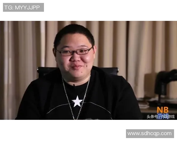 上斗鱼踢足球的明星究竟是谁引发了众多网友的热议和关注 上斗鱼踢足球的明星究竟是谁引发了众多网友的热议和关注